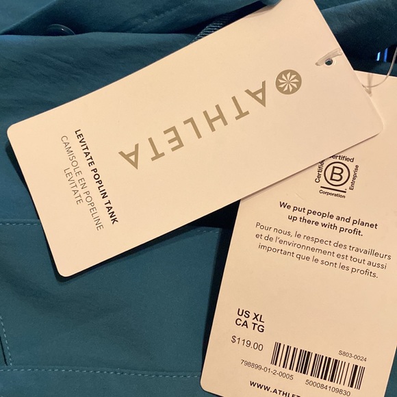 Athleta Levitate Poplin Tank // Borealis Green - Picture 4 of 5